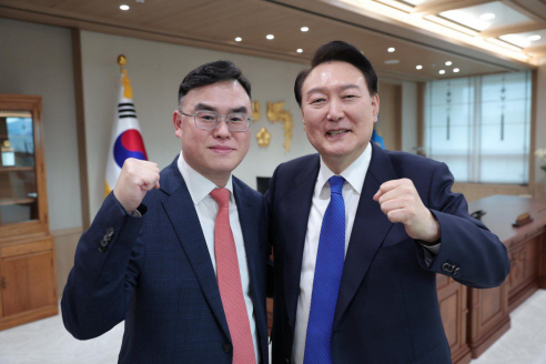 첨부파일