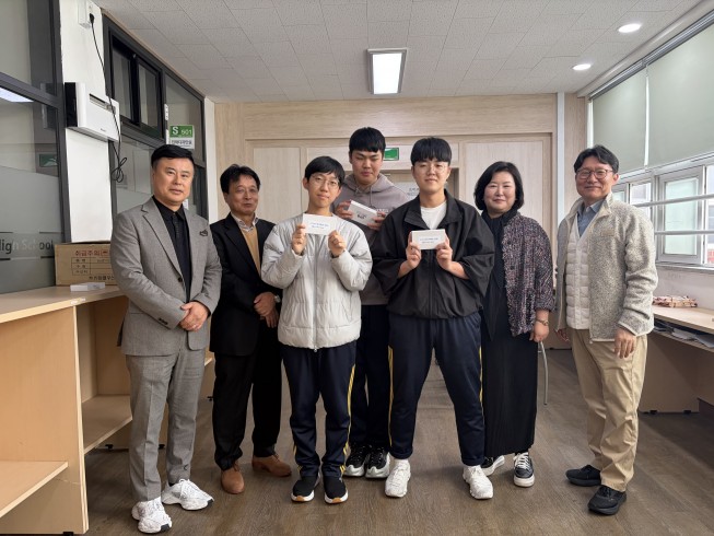 첨부이미지